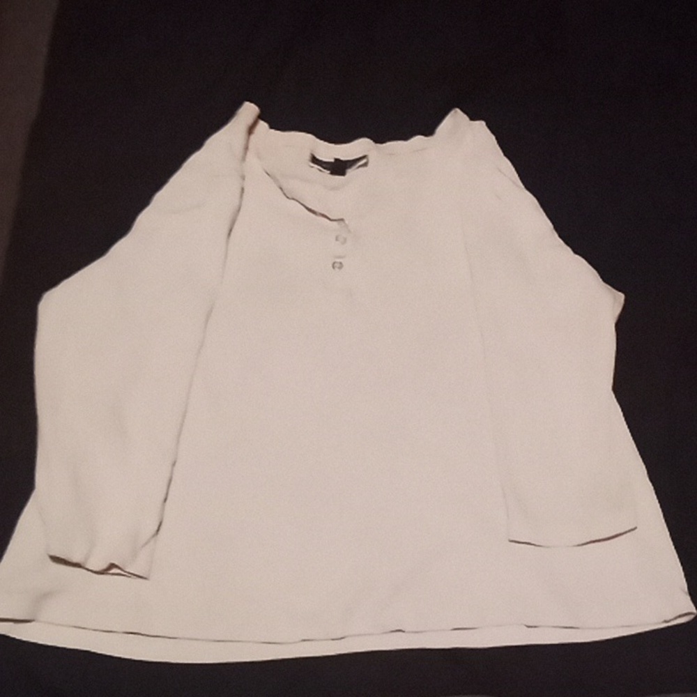 A white t-shirt, long sleeve, large size